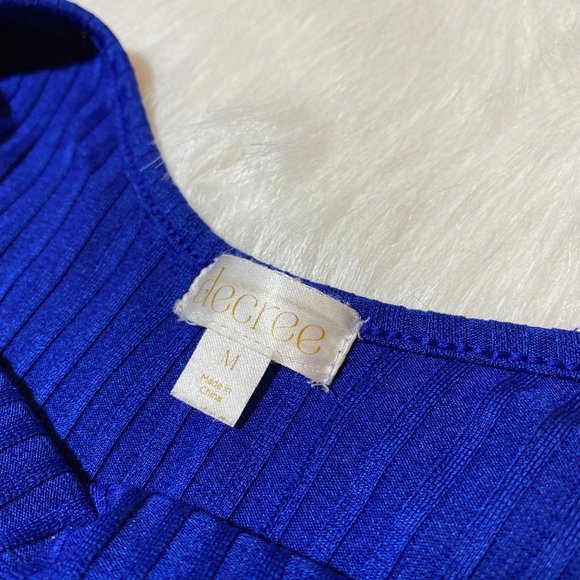 Blue blouse - Picture 2 of 4